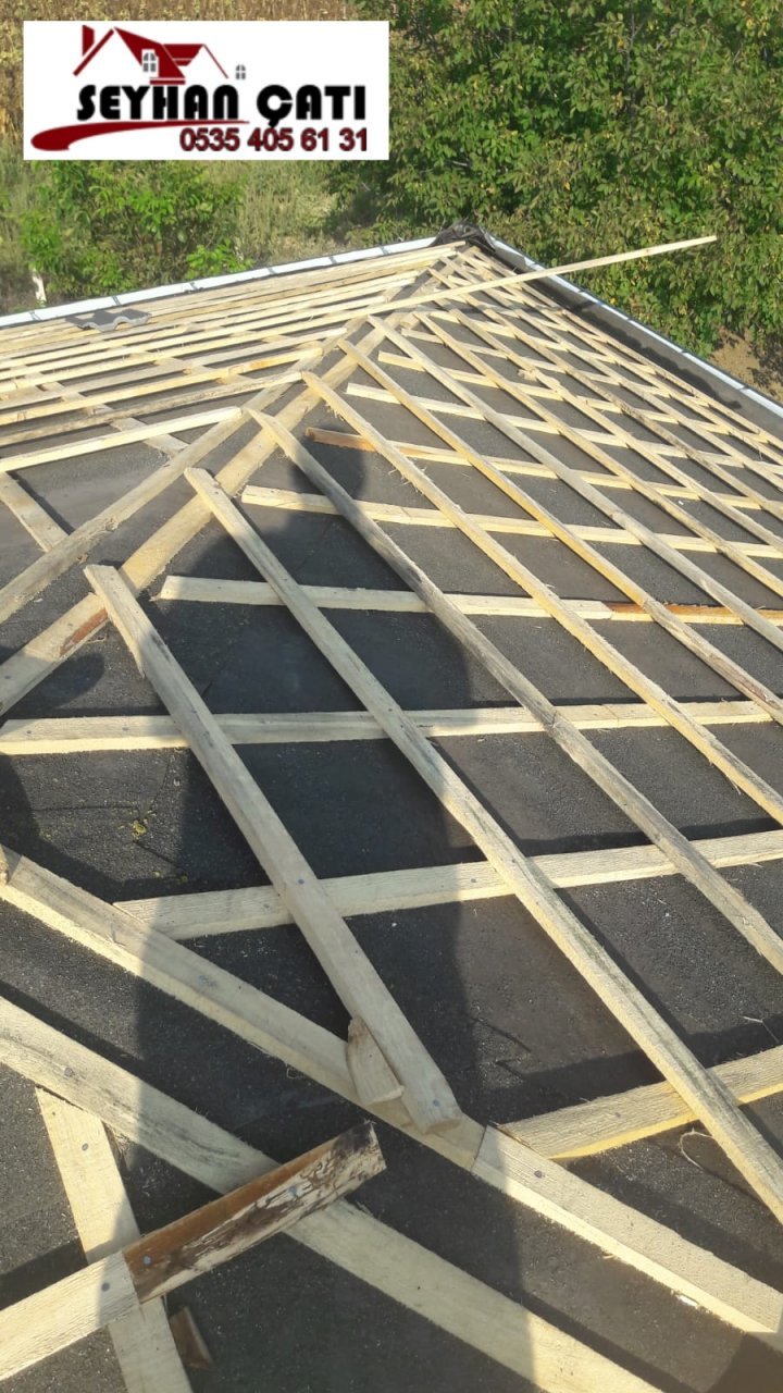 Çatı Yapım Ustası 01